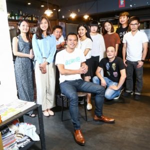 叫車吧10人團隊在 meromero 咖啡廳大合照